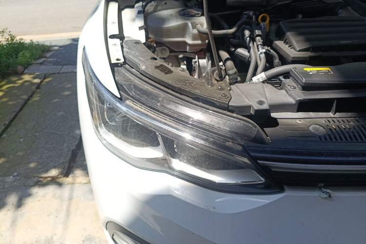 Used Volkswagen Golf 2021 280TSI DSG 30th Anniversary Edition Right Front Headlight
