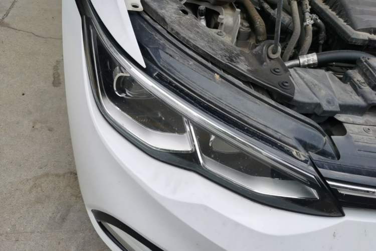 Used Volkswagen Golf 2021 280TSI DSG Pro Right Front Headlight