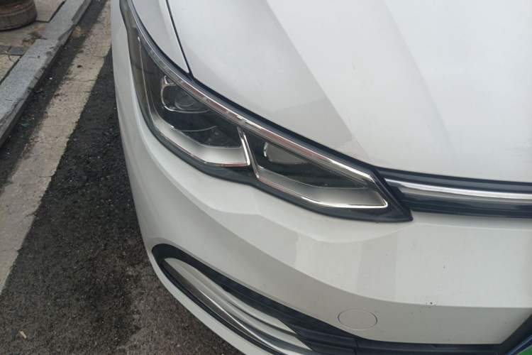 Used Volkswagen Golf 2021 280TSI DSG Pro Right Front Headlight