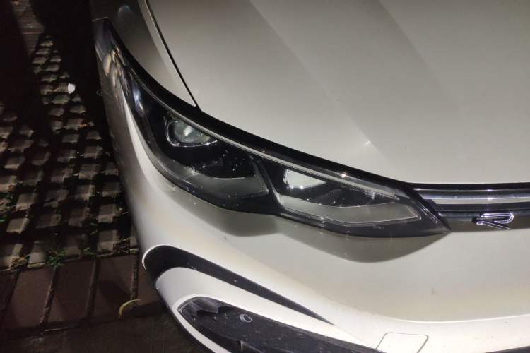 Used Volkswagen Golf 2021 280TSI DSG R-Line Right Front Headlight
