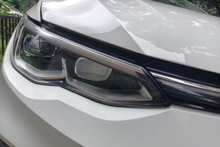 Used Volkswagen Golf 2021 280TSI DSG Pro Right Front Headlight