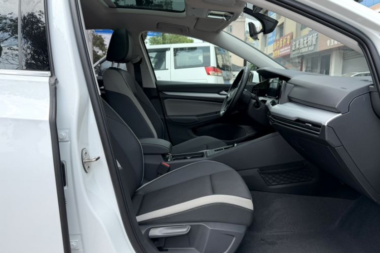 Used Volkswagen Golf 2021 280TSI DSG Pro Right Front Seat