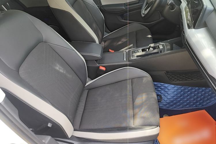 Used Volkswagen Golf 2021 200TSI DSG Pro Right Front Seat