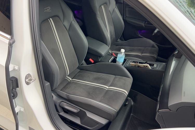 Used Volkswagen Golf 2021 280TSI DSG R-Line Right Front Seat
