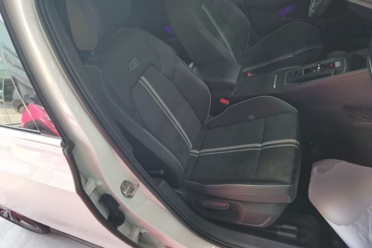 Used Volkswagen Golf 2021 280TSI DSG 30th Anniversary Edition Right Front Seat