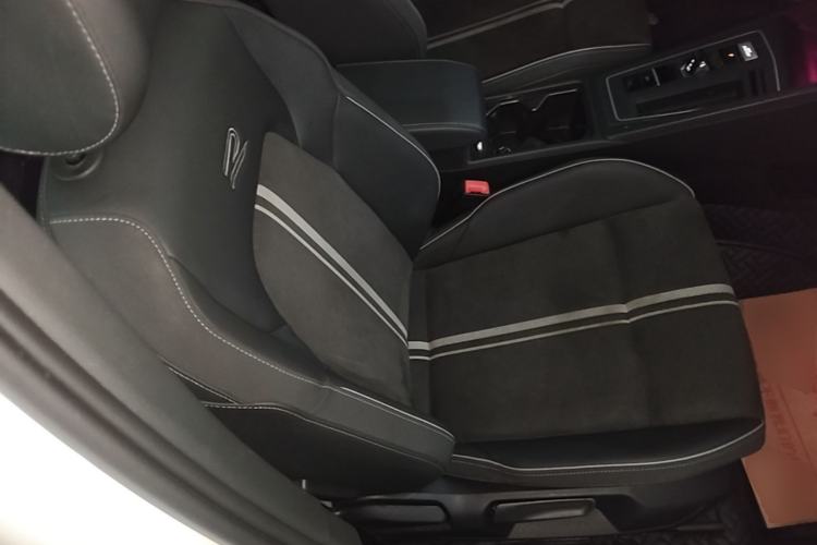Used Volkswagen Golf 2021 280TSI DSG R-Line Right Front Seat