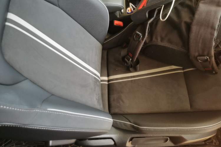 Used Volkswagen Golf 2021 280TSI DSG R-Line Right Front Seat