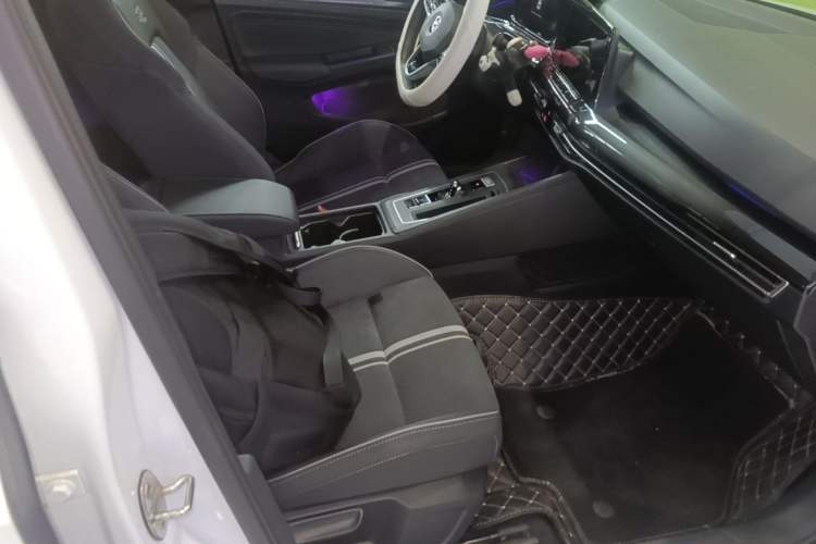 Used Volkswagen Golf 2021 280TSI DSG R-Line Right Front Seat