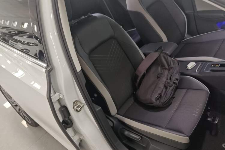 Used Volkswagen Golf 2021 280TSI DSG Pro Right Front Seat