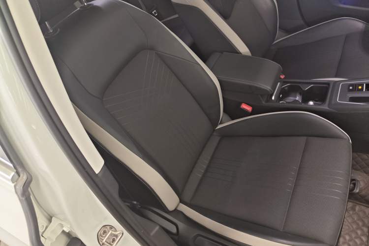 Used Volkswagen Golf 2021 280TSI DSG Pro Right Front Seat