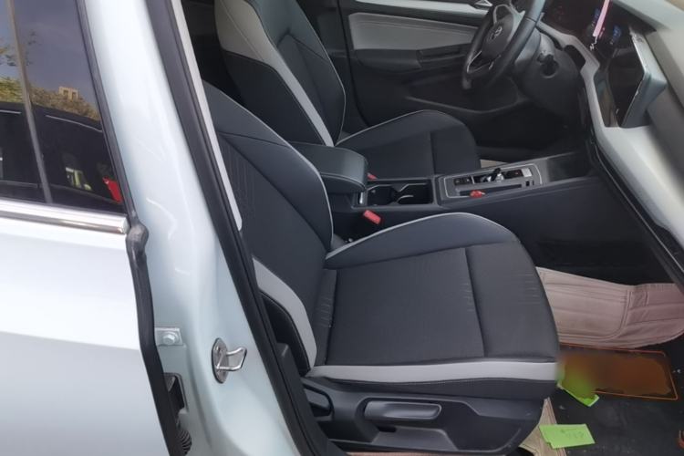 Used Volkswagen Golf 2021 280TSI DSG Pro Right Front Seat