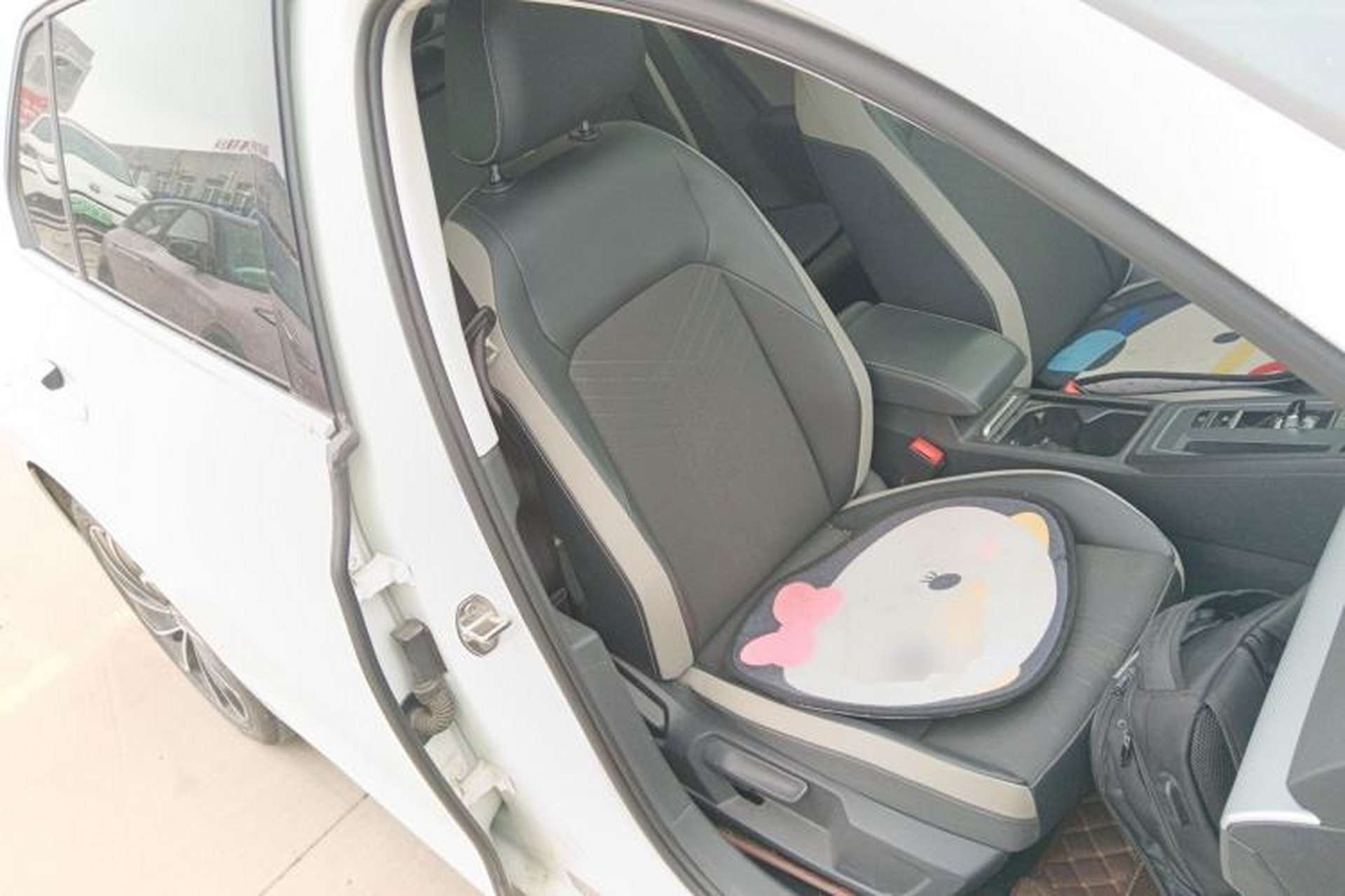 Used Volkswagen Golf 2021 280TSI DSG Pro Right Front Seat