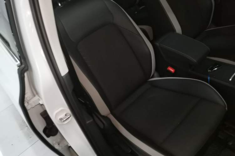Used Volkswagen Golf 2021 280TSI DSG Pro Right Front Seat