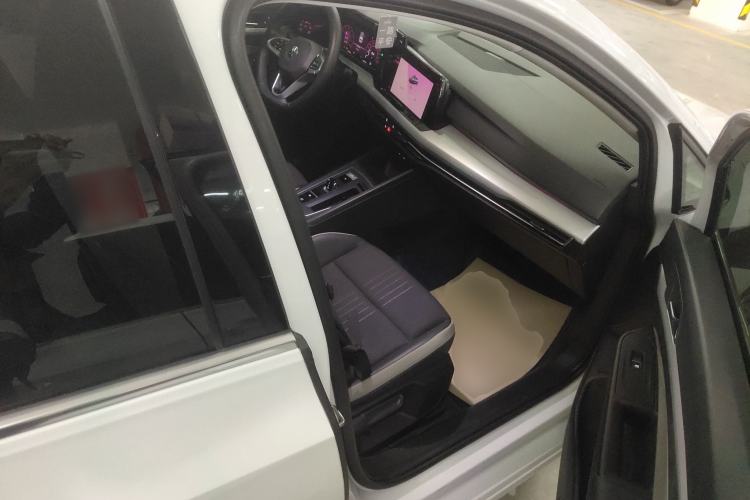 Used Volkswagen Golf 2021 280TSI DSG Pro Right Front Seat