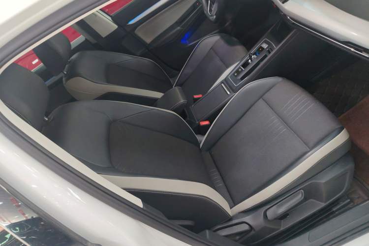 Used Volkswagen Golf 2021 280TSI DSG Pro Right Front Seat