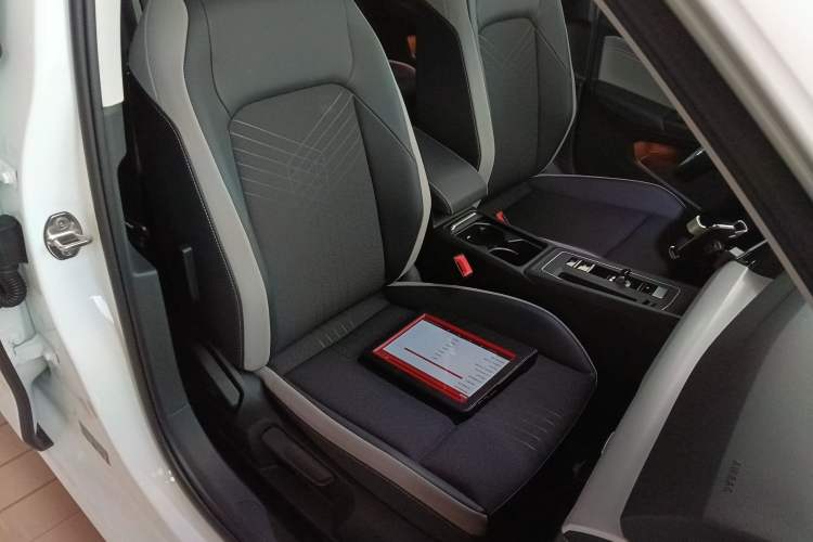 Used Volkswagen Golf 2021 280TSI DSG Pro Right Front Seat