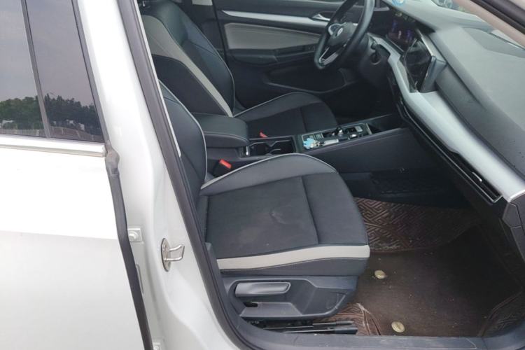 Used Volkswagen Golf 2021 280TSI DSG Pro Right Front Seat
