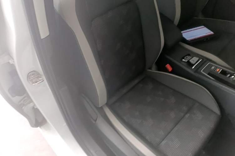 Used Volkswagen Golf 2021 200TSI DSG Pro Right Front Seat