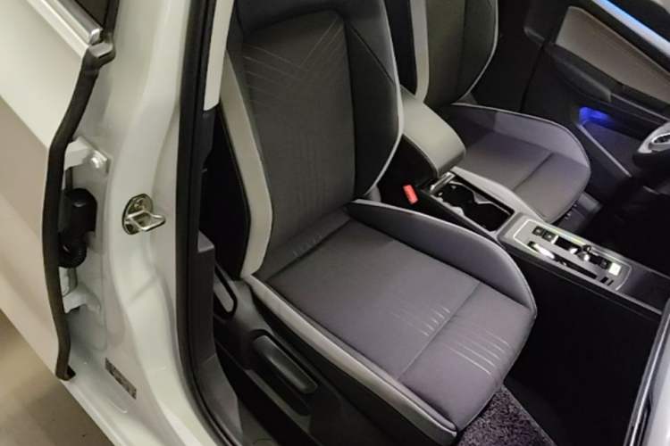 Used Volkswagen Golf 2021 280TSI DSG Pro Right Front Seat