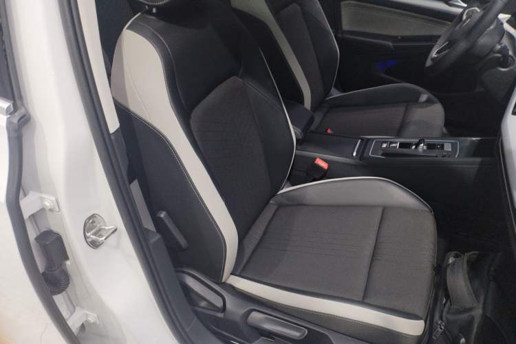 Used Volkswagen Golf 2021 280TSI DSG Pro Right Front Seat