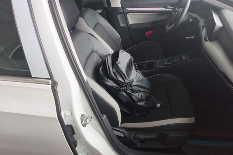 Used Volkswagen Golf 2021 280TSI DSG Pro Right Front Seat