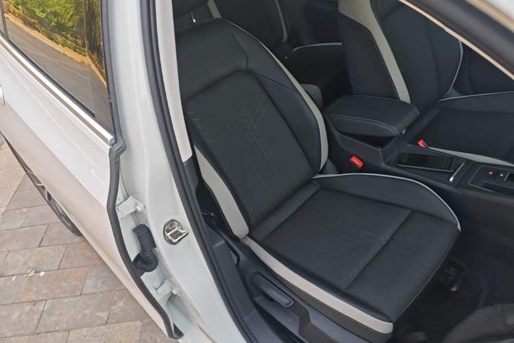 Used Volkswagen Golf 2021 280TSI DSG 30th Anniversary Edition Right Front Seat