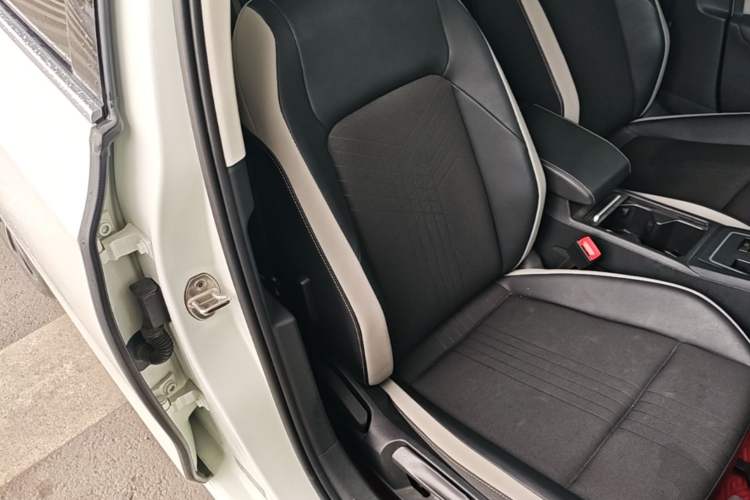 Used Volkswagen Golf 2021 280TSI DSG Pro Right Front Seat