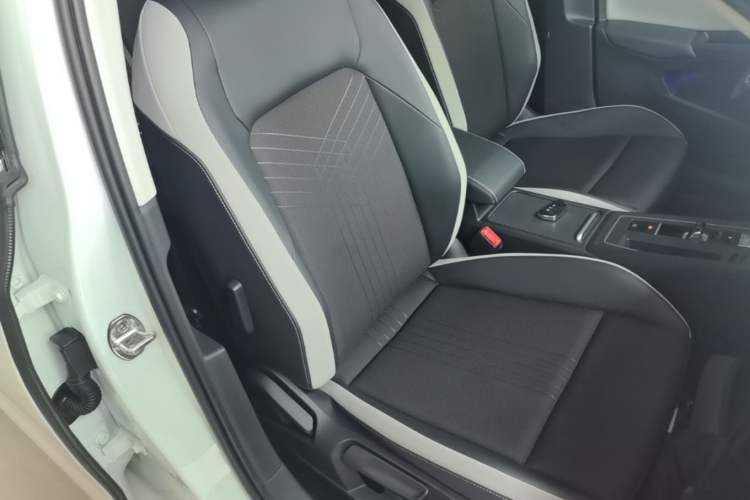 Used Volkswagen Golf 2021 280TSI DSG Pro Right Front Seat