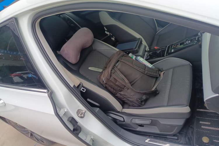 Used Volkswagen Golf 2021 280TSI DSG Pro Right Front Seat