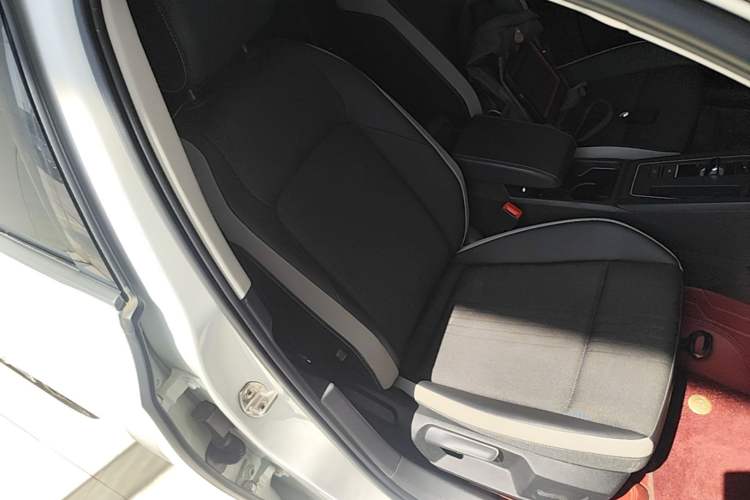 Used Volkswagen Golf 2021 200TSI DSG Pro Right Front Seat