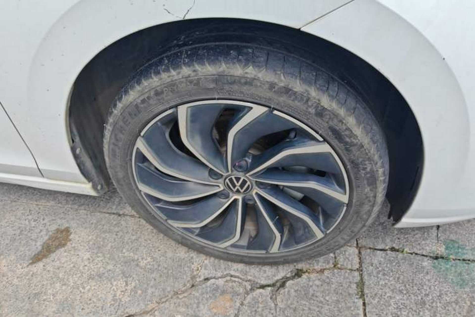 Used Volkswagen Golf 2021 280TSI DSG Pro Right Front Wheel Hub