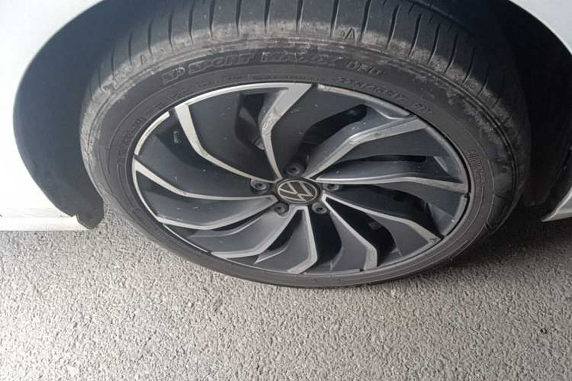 Used Volkswagen Golf 2021 280TSI DSG Pro First Edition Right Front Wheel Hub