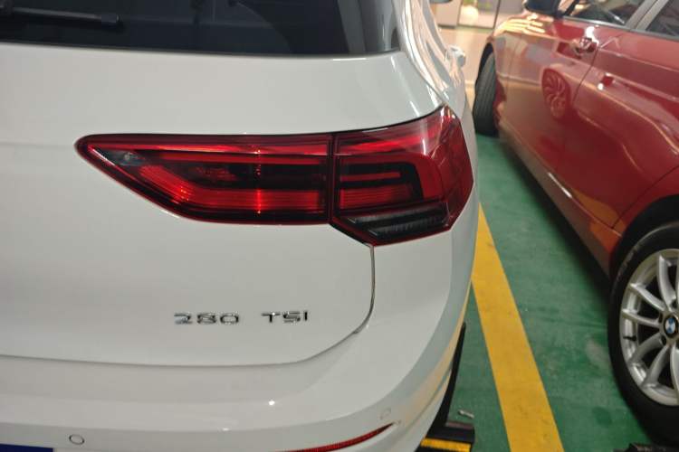 Used Volkswagen Golf 2021 280TSI DSG Pro Right Rear Taillight