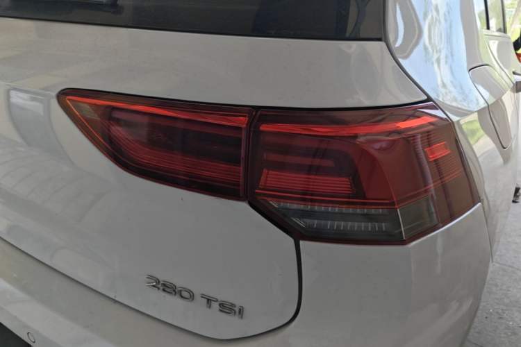 Used Volkswagen Golf 2021 280TSI DSG R-Line Right Rear Taillight