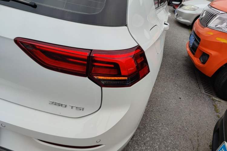Used Volkswagen Golf 2021 280TSI DSG R-Line Right Rear Taillight