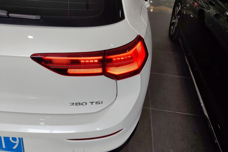 Used Volkswagen Golf 2021 280TSI DSG R-Line Right Rear Taillight