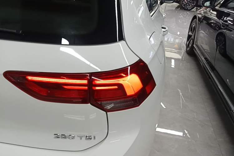 Used Volkswagen Golf 2021 280TSI DSG Pro Right Rear Taillight