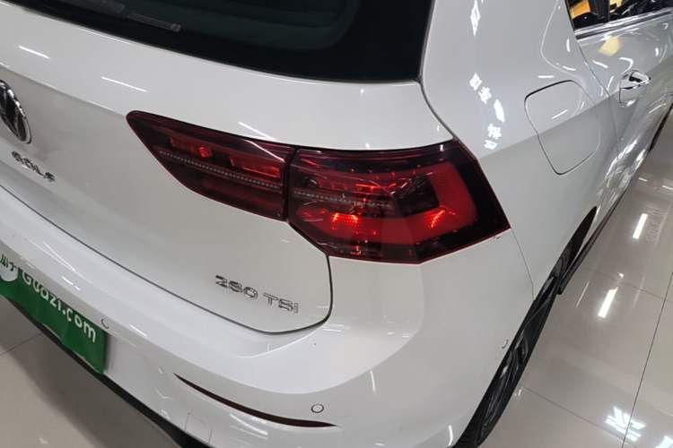 Used Volkswagen Golf 2021 280TSI DSG R-Line Right Rear Taillight