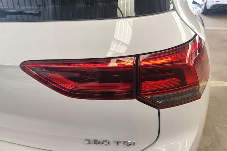 Used Volkswagen Golf 2021 280TSI DSG Pro Right Rear Taillight