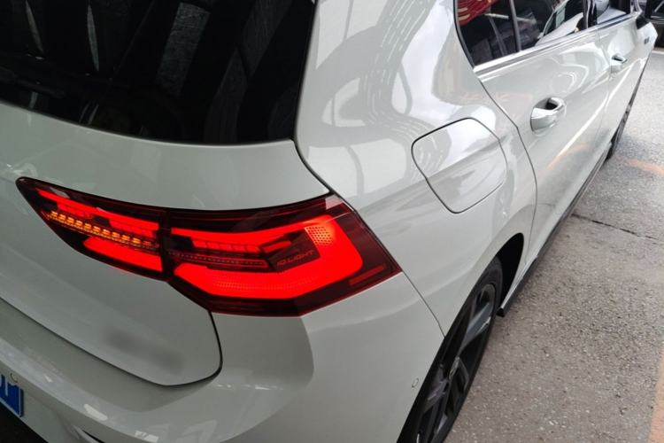 Used Volkswagen Golf 2021 280TSI DSG R-Line Right Rear Taillight