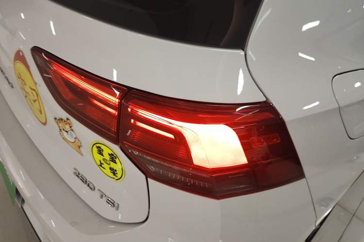 Used Volkswagen Golf 2021 280TSI DSG Pro Right Rear Taillight