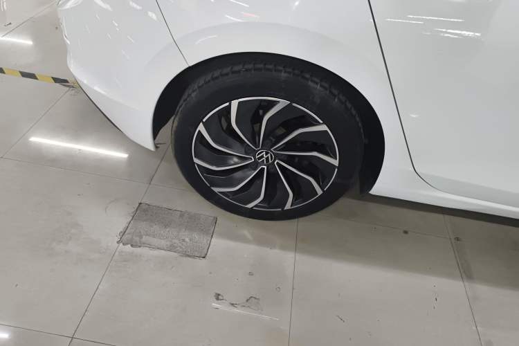 Used Volkswagen Golf 2021 280TSI DSG Pro Right Rear Wheel Hub