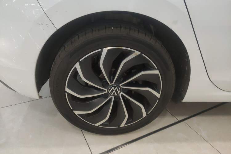 Used Volkswagen Golf 2021 280TSI DSG Pro Right Rear Wheel Hub
