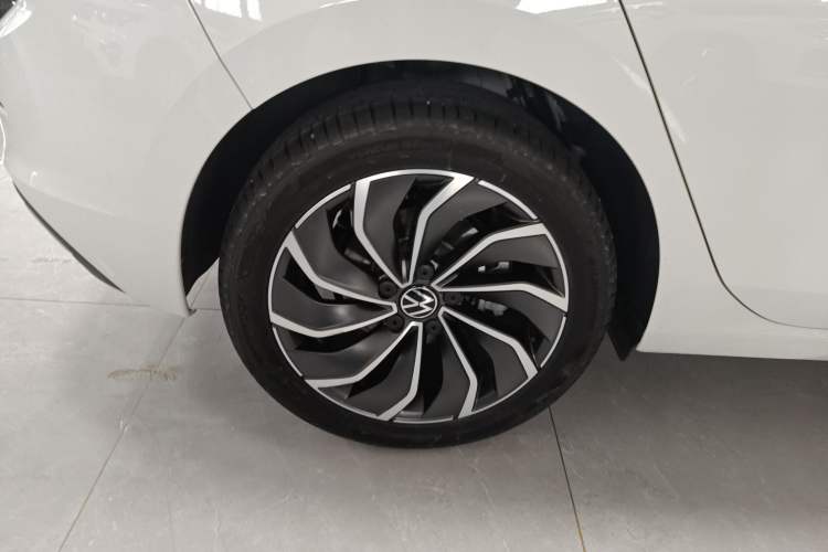 Used Volkswagen Golf 2021 280TSI DSG Pro Right Rear Wheel Hub