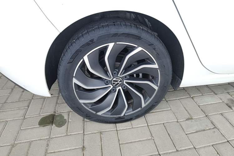 Used Volkswagen Golf 2021 280TSI DSG Pro Right Rear Wheel Hub
