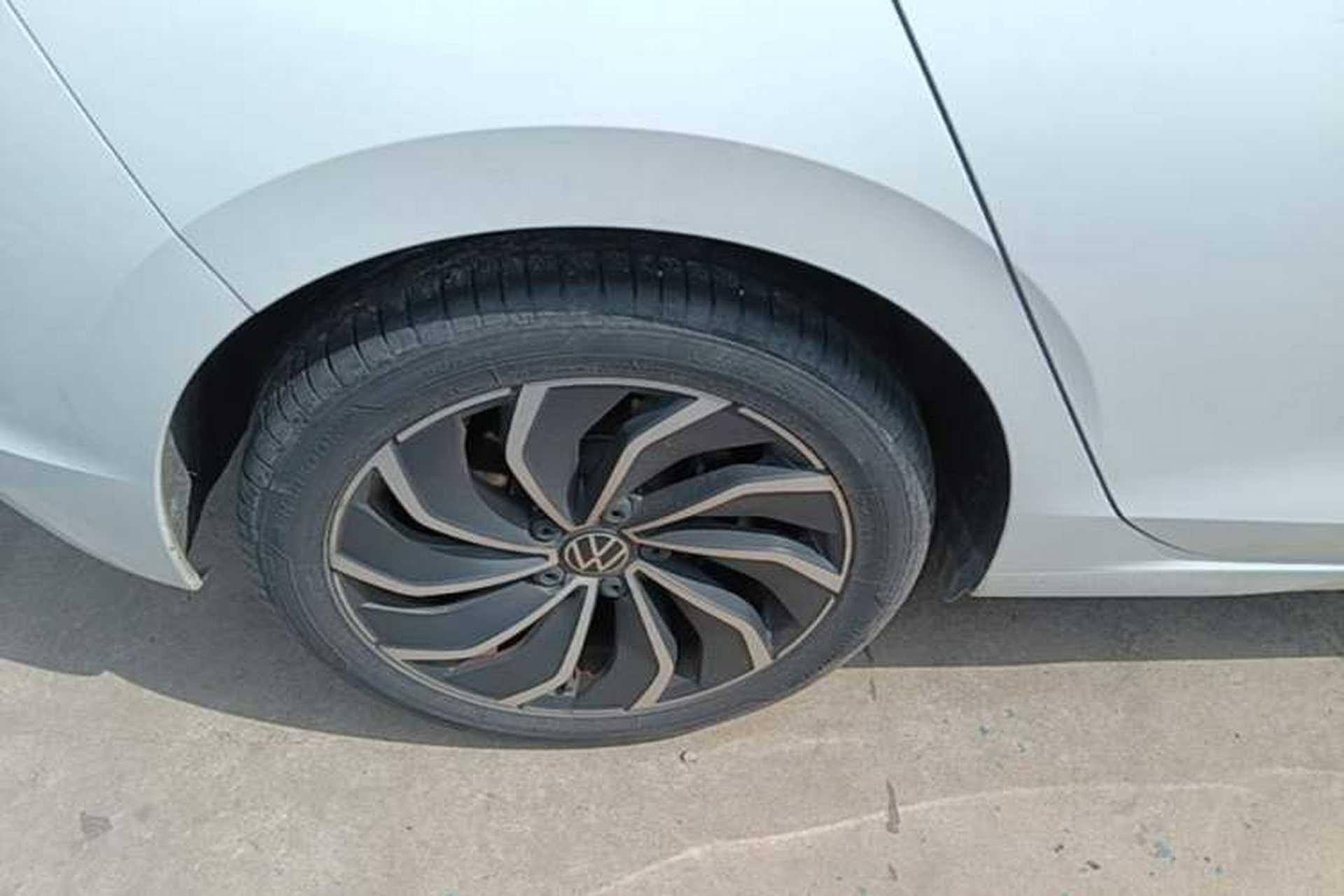 Used Volkswagen Golf 2021 280TSI DSG Pro Right Rear Wheel Hub