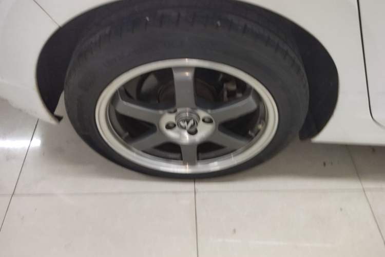 Used Volkswagen Golf 2021 280TSI DSG Pro Right Rear Wheel Hub
