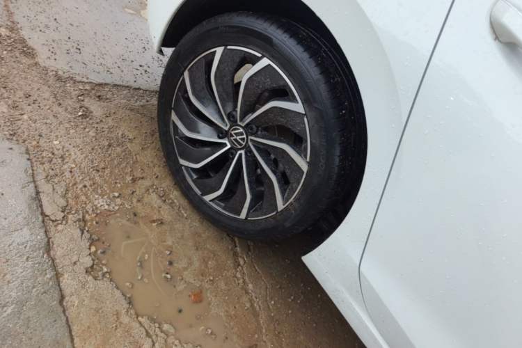 Used Volkswagen Golf 2021 280TSI DSG Pro Right Rear Wheel Hub