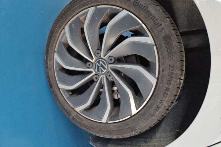 Used Volkswagen Golf 2021 280TSI DSG Pro Right Rear Wheel Hub