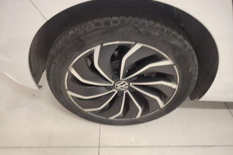 Used Volkswagen Golf 2021 280TSI DSG Pro Right Rear Wheel Hub